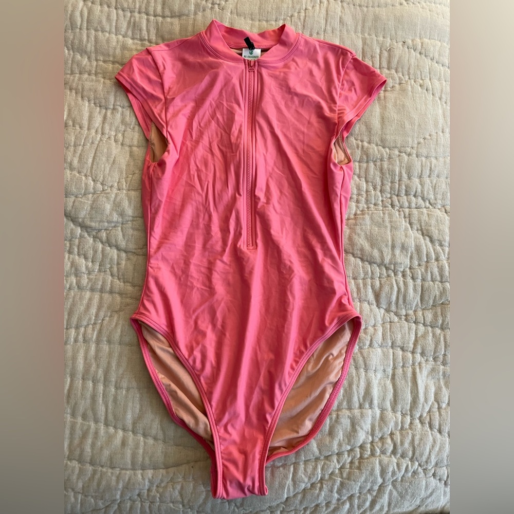 💗 NWT J Crew pink zip neck cap sleeve one piece swimsuit